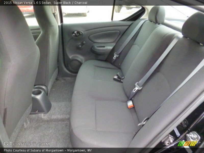 Rear Seat of 2015 Versa 1.6 S Sedan