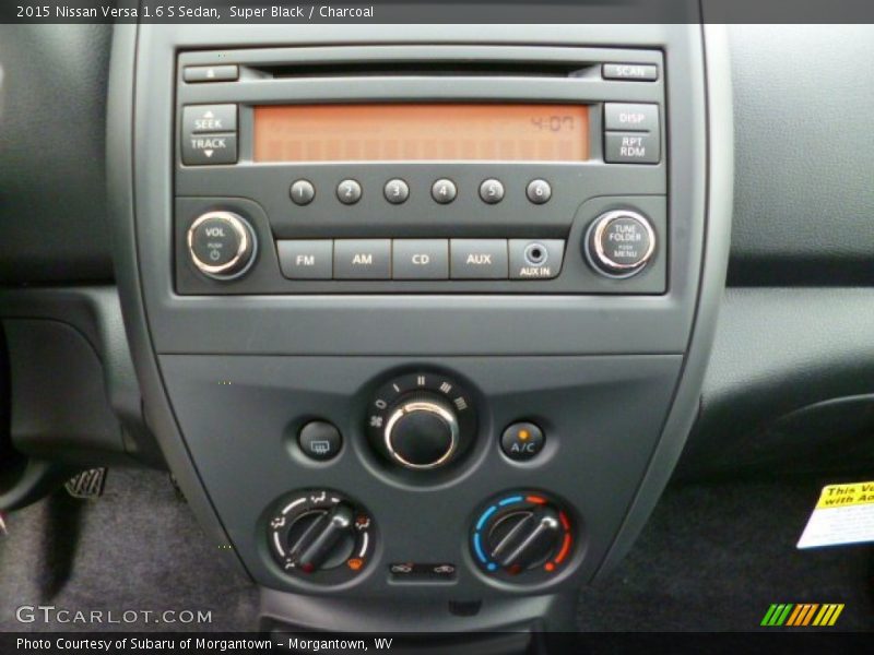 Controls of 2015 Versa 1.6 S Sedan