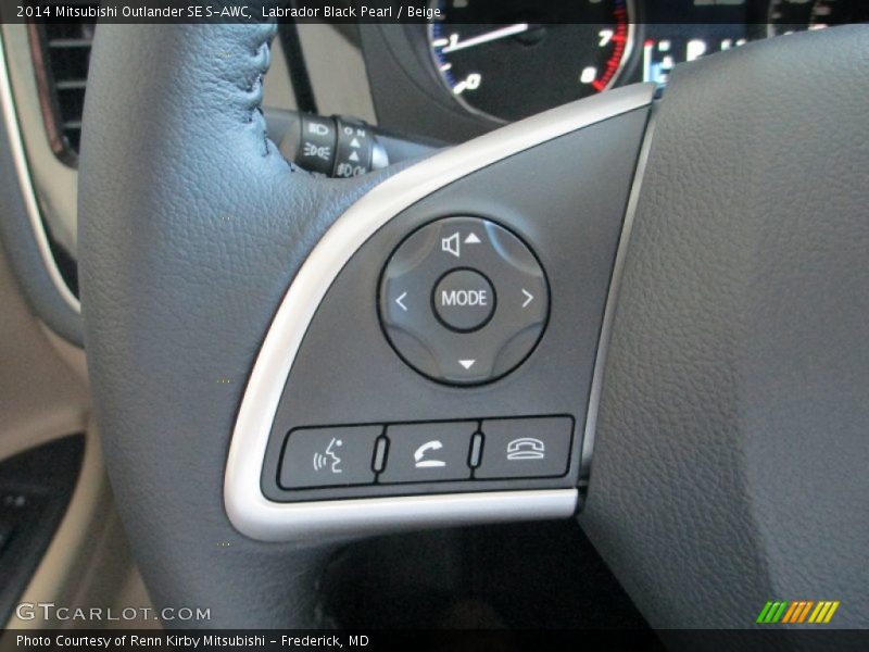 Labrador Black Pearl / Beige 2014 Mitsubishi Outlander SE S-AWC