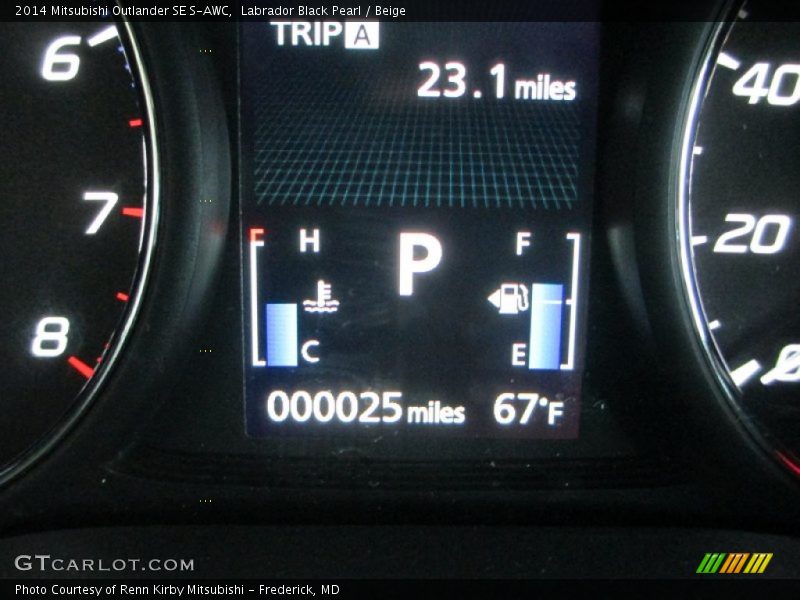 Labrador Black Pearl / Beige 2014 Mitsubishi Outlander SE S-AWC