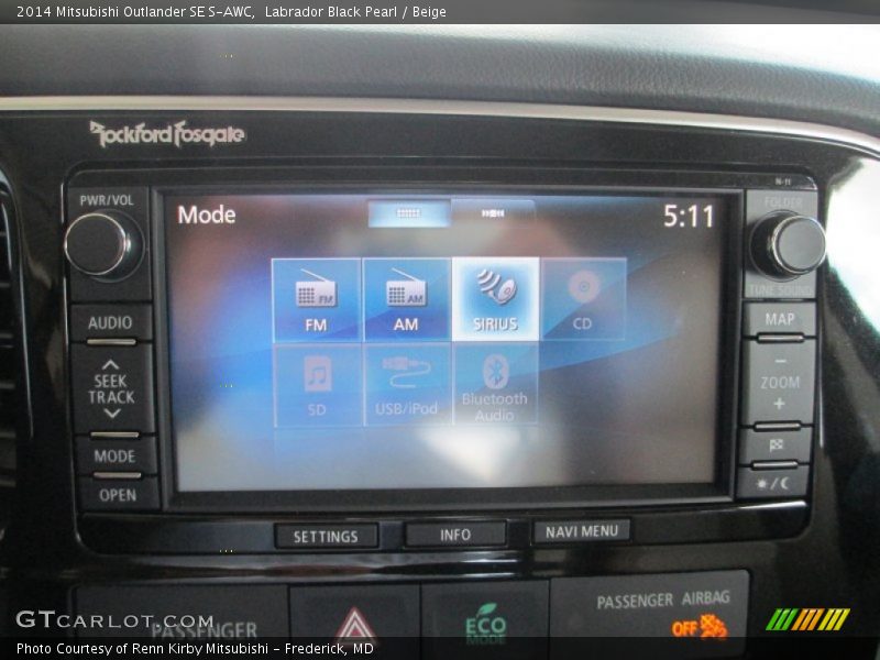 Labrador Black Pearl / Beige 2014 Mitsubishi Outlander SE S-AWC