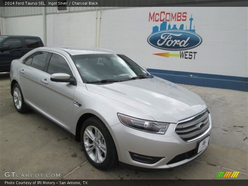 Ingot Silver / Charcoal Black 2014 Ford Taurus SEL