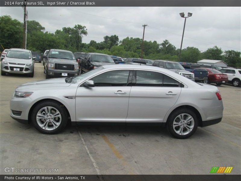 Ingot Silver / Charcoal Black 2014 Ford Taurus SEL