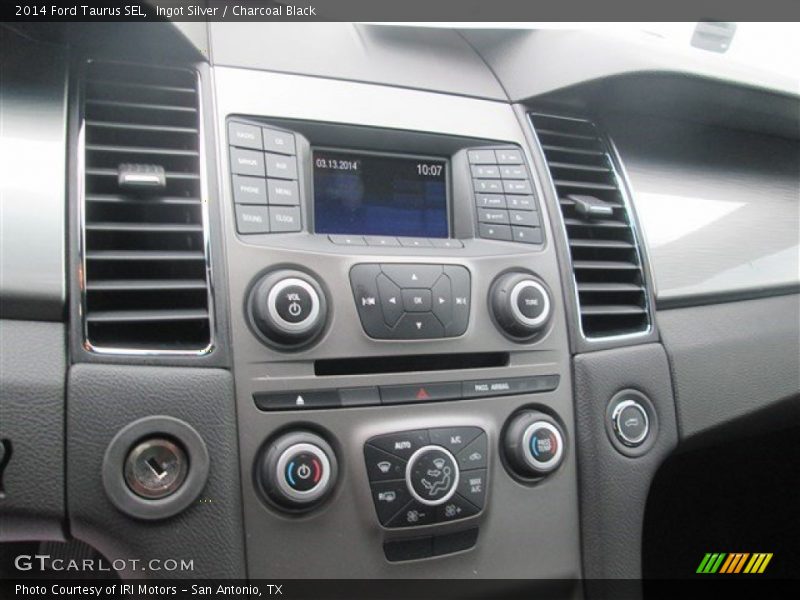 Ingot Silver / Charcoal Black 2014 Ford Taurus SEL