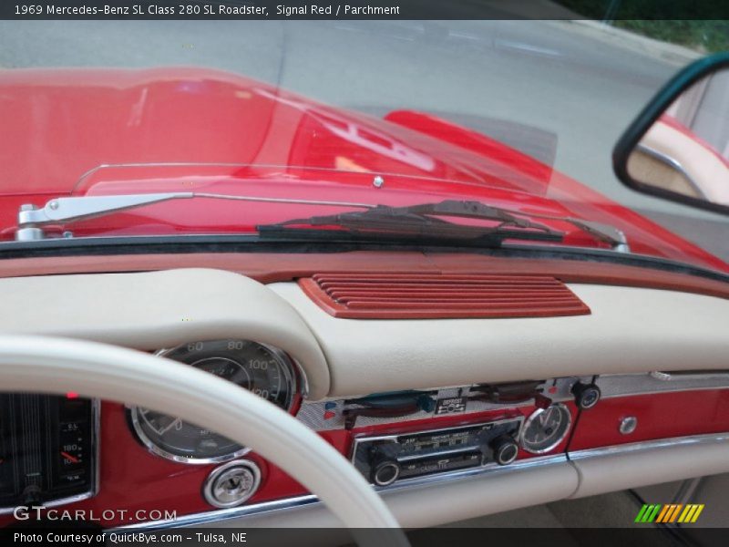 Dashboard of 1969 SL Class 280 SL Roadster