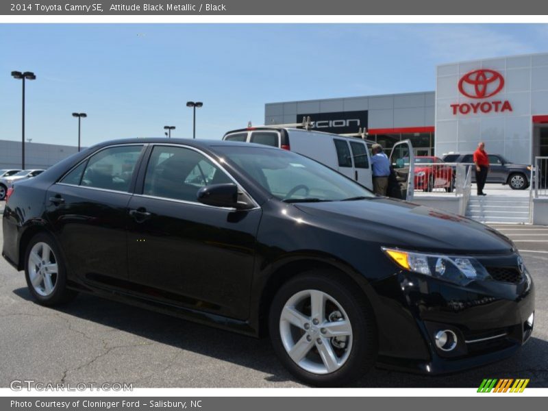 Attitude Black Metallic / Black 2014 Toyota Camry SE