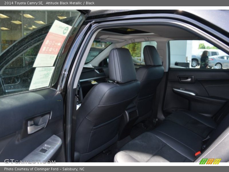 Attitude Black Metallic / Black 2014 Toyota Camry SE