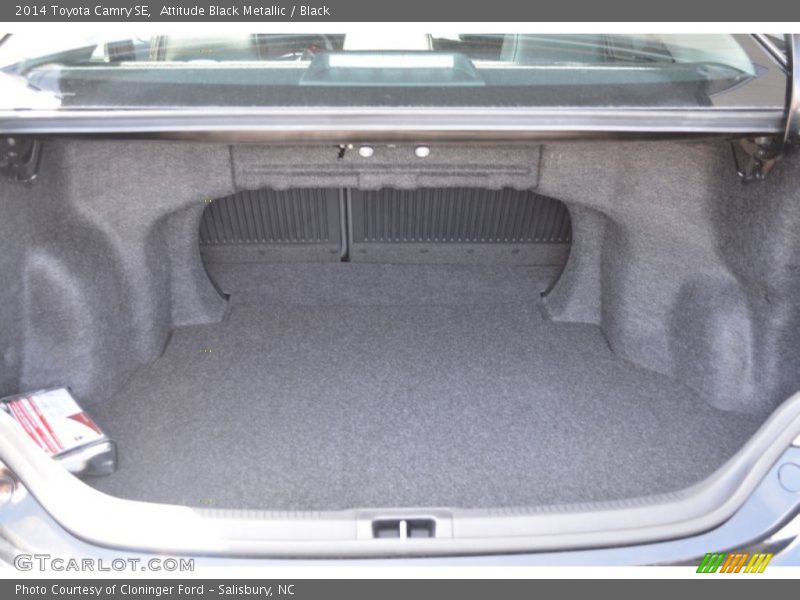 Attitude Black Metallic / Black 2014 Toyota Camry SE