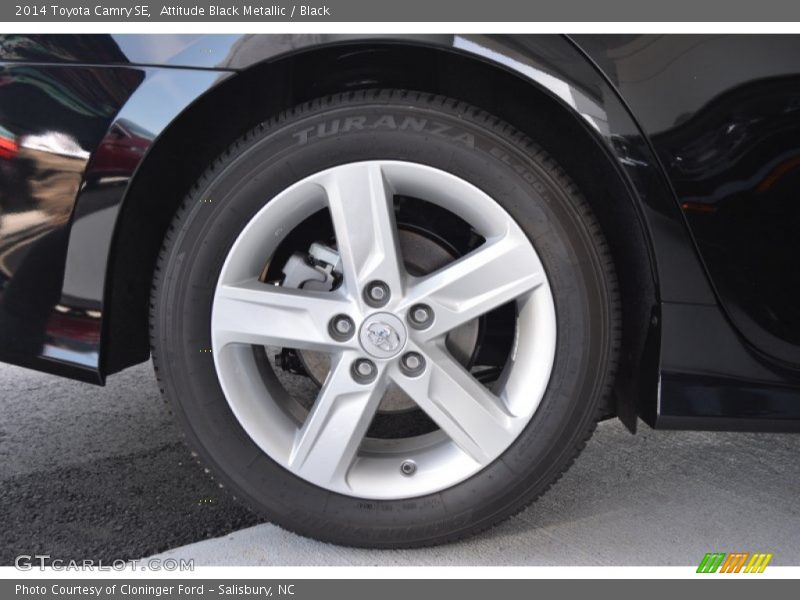 Attitude Black Metallic / Black 2014 Toyota Camry SE