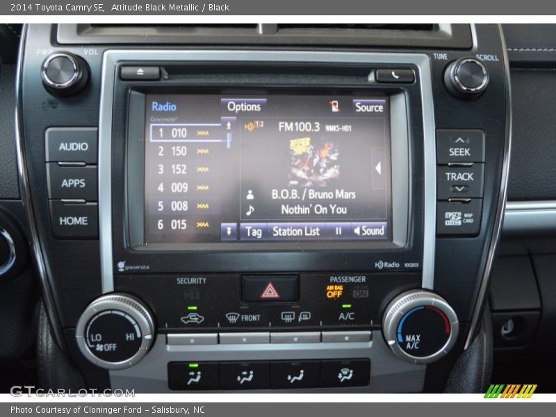 Attitude Black Metallic / Black 2014 Toyota Camry SE