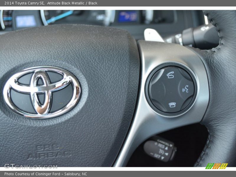 Attitude Black Metallic / Black 2014 Toyota Camry SE