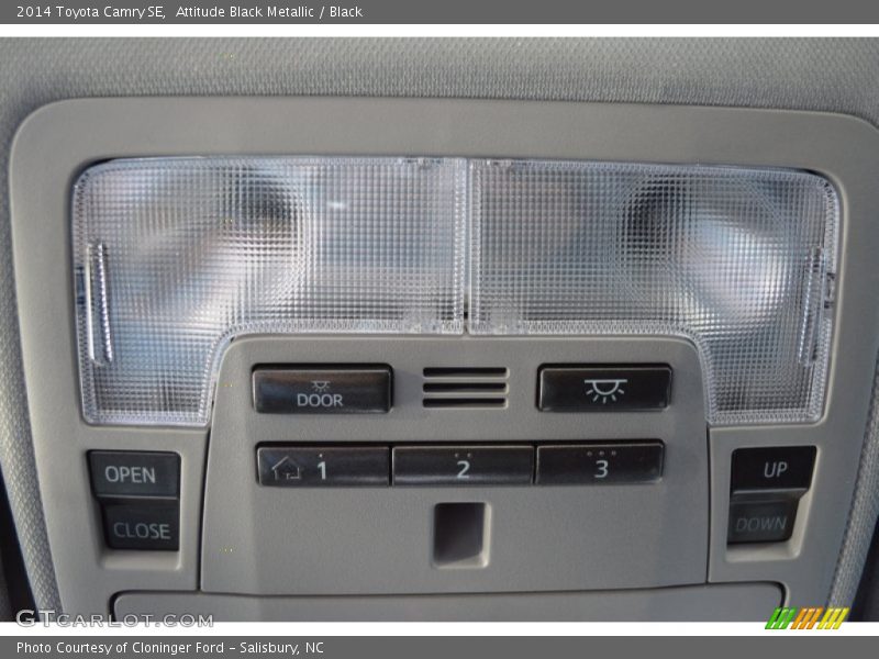 Attitude Black Metallic / Black 2014 Toyota Camry SE