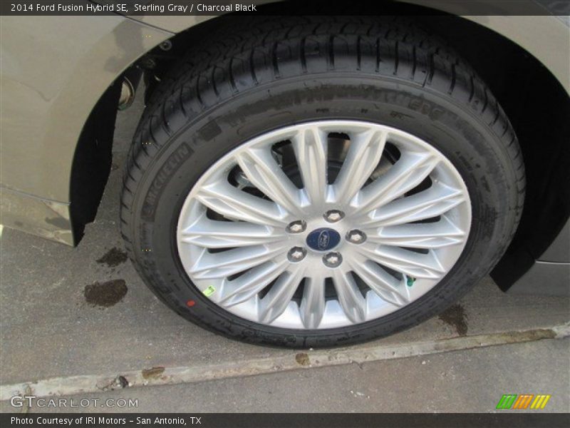 Sterling Gray / Charcoal Black 2014 Ford Fusion Hybrid SE