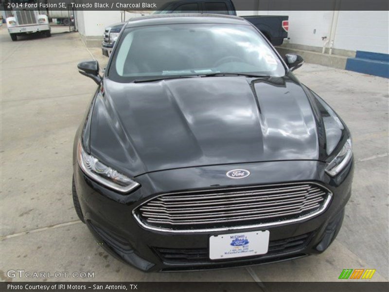 Tuxedo Black / Charcoal Black 2014 Ford Fusion SE