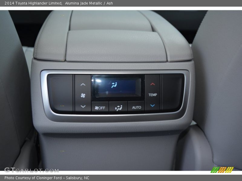 Alumina Jade Metallic / Ash 2014 Toyota Highlander Limited