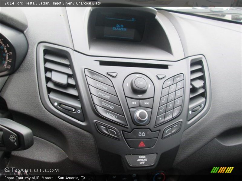 Ingot Silver / Charcoal Black 2014 Ford Fiesta S Sedan