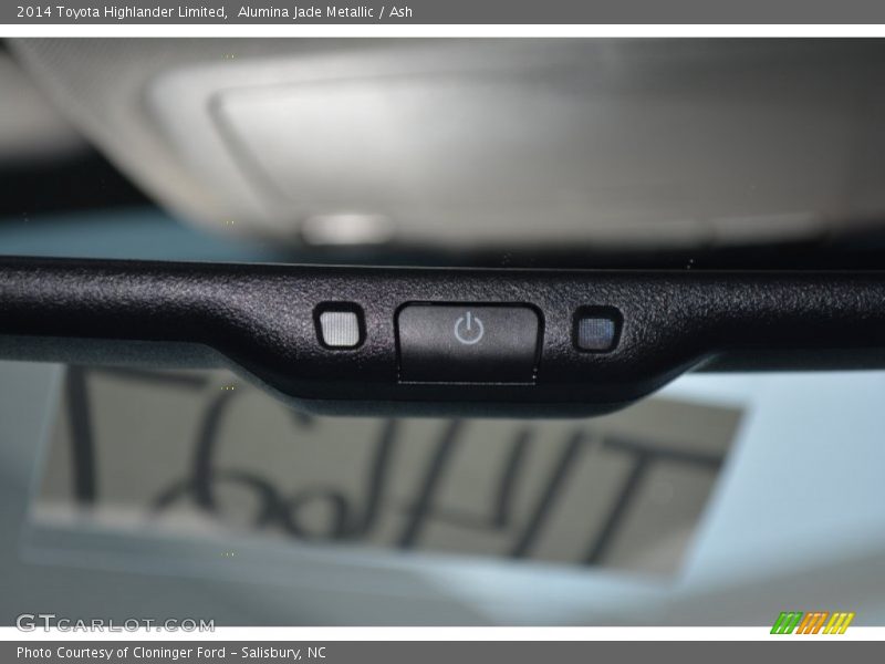 Alumina Jade Metallic / Ash 2014 Toyota Highlander Limited