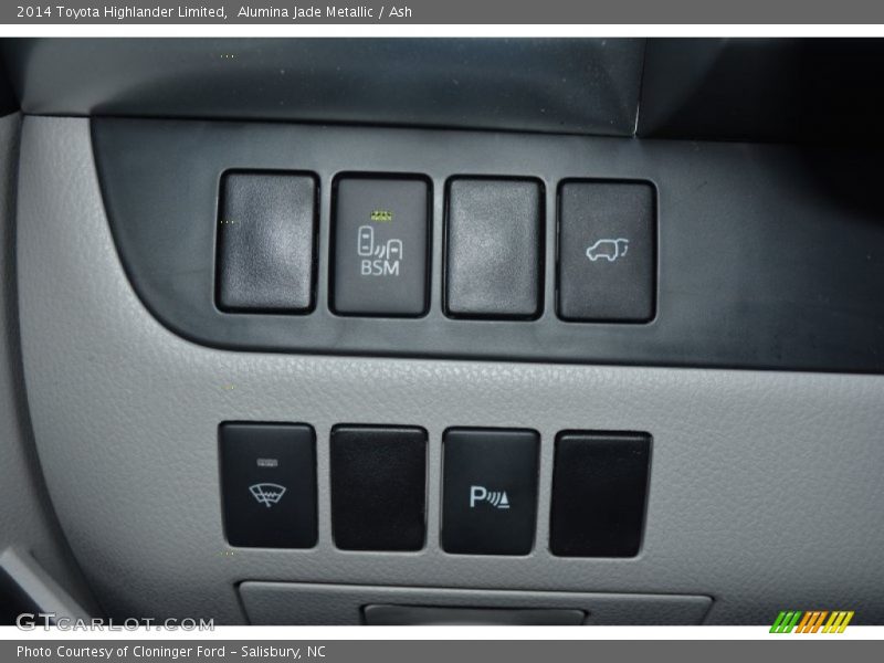 Alumina Jade Metallic / Ash 2014 Toyota Highlander Limited