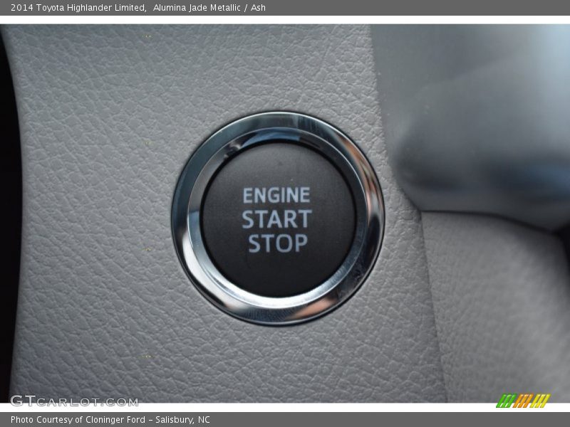 Alumina Jade Metallic / Ash 2014 Toyota Highlander Limited