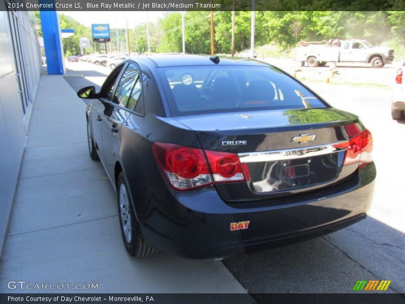Blue Ray Metallic / Jet Black/Medium Titanium 2014 Chevrolet Cruze LS
