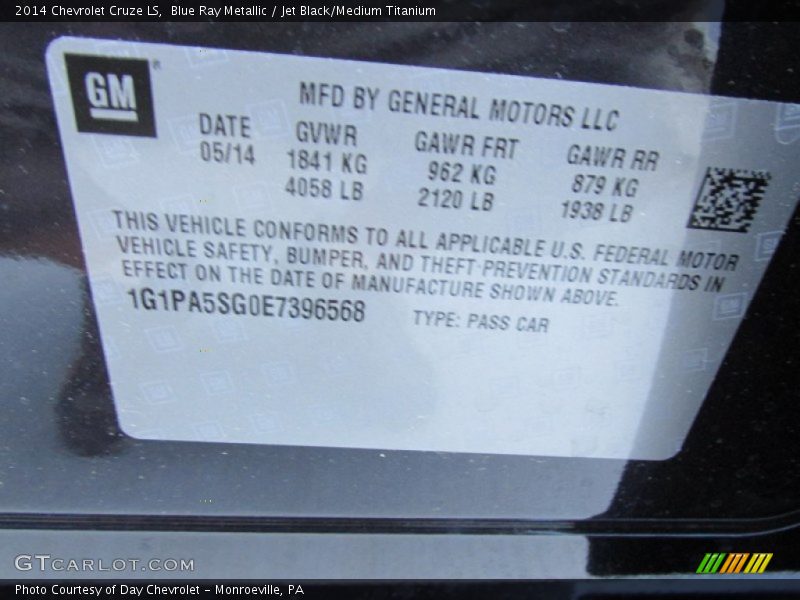 Blue Ray Metallic / Jet Black/Medium Titanium 2014 Chevrolet Cruze LS