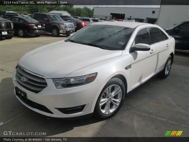 White Platinum / Dune 2014 Ford Taurus SEL