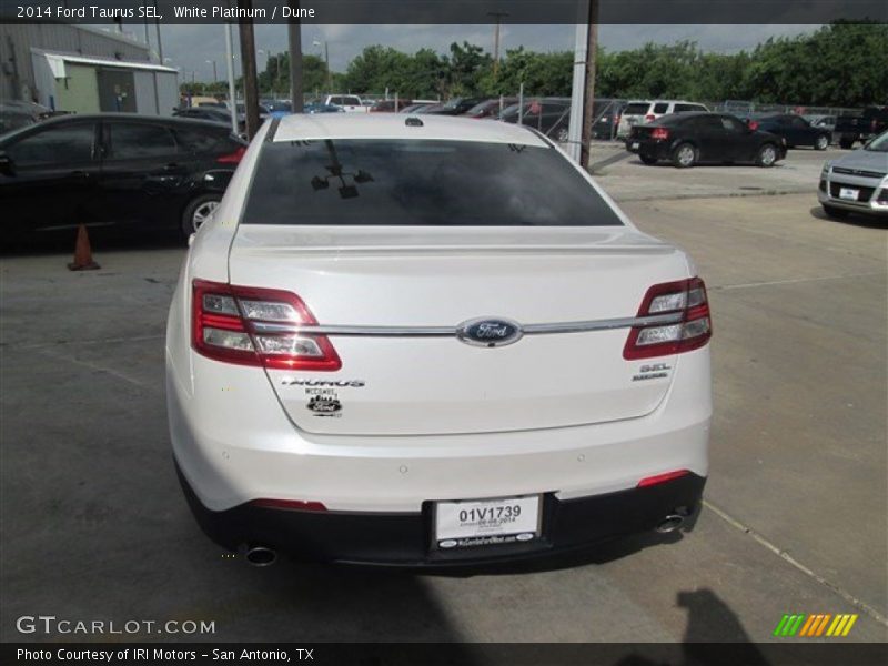 White Platinum / Dune 2014 Ford Taurus SEL