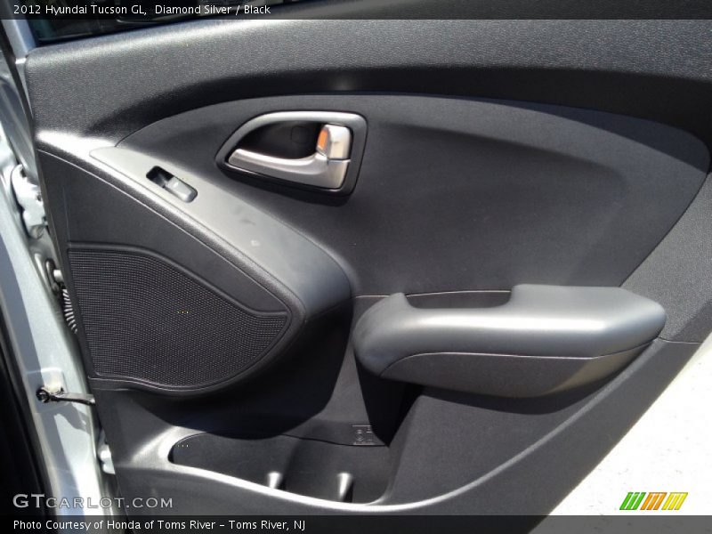 Diamond Silver / Black 2012 Hyundai Tucson GL
