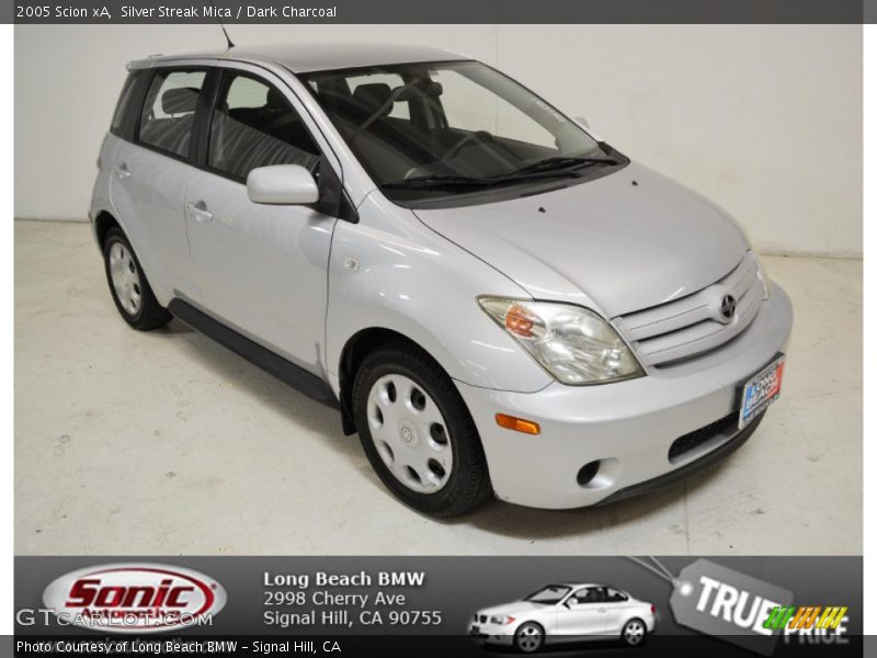 Silver Streak Mica / Dark Charcoal 2005 Scion xA