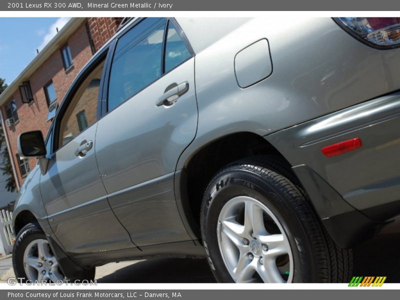 Mineral Green Metallic / Ivory 2001 Lexus RX 300 AWD