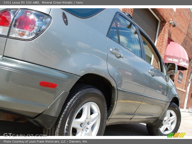 Mineral Green Metallic / Ivory 2001 Lexus RX 300 AWD