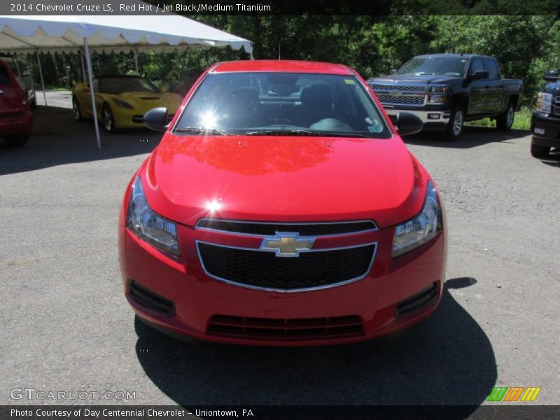Red Hot / Jet Black/Medium Titanium 2014 Chevrolet Cruze LS