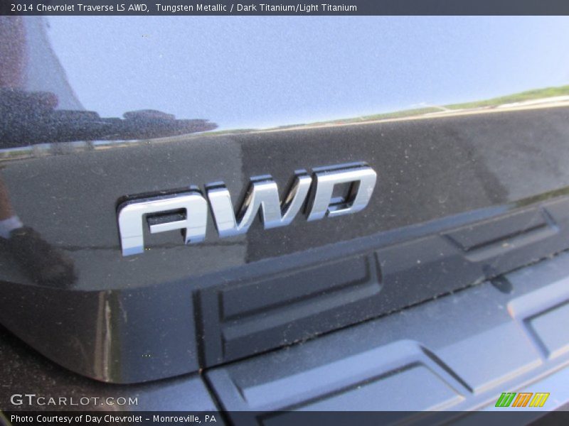 Tungsten Metallic / Dark Titanium/Light Titanium 2014 Chevrolet Traverse LS AWD