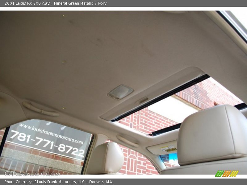 Mineral Green Metallic / Ivory 2001 Lexus RX 300 AWD