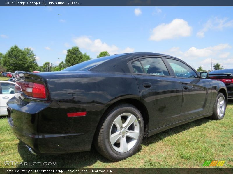 Pitch Black / Black 2014 Dodge Charger SE