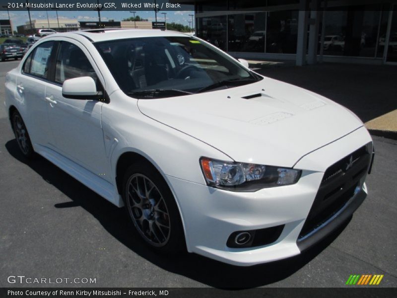 Front 3/4 View of 2014 Lancer Evolution GSR