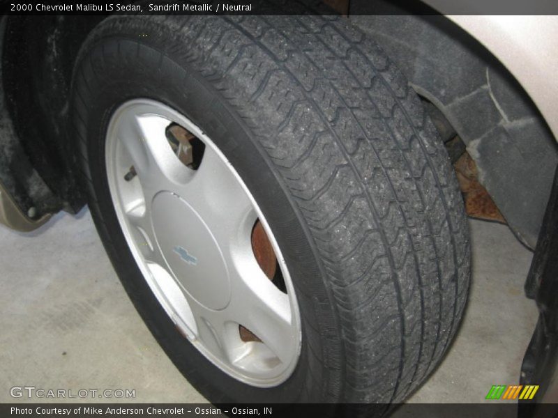 Sandrift Metallic / Neutral 2000 Chevrolet Malibu LS Sedan