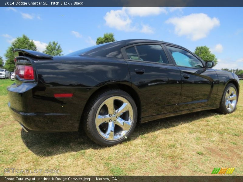 Pitch Black / Black 2014 Dodge Charger SE