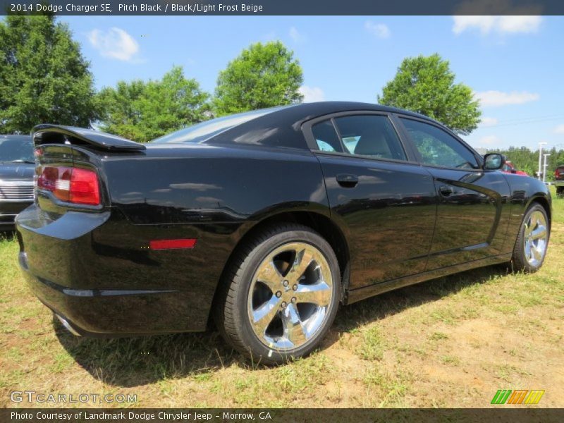 Pitch Black / Black/Light Frost Beige 2014 Dodge Charger SE