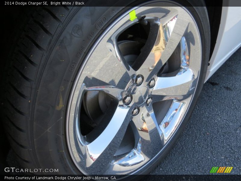 Bright White / Black 2014 Dodge Charger SE