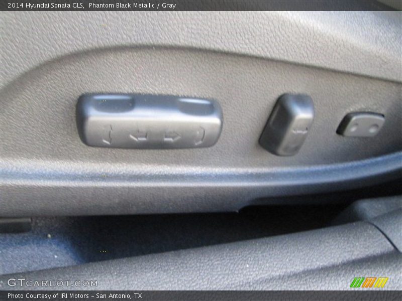Phantom Black Metallic / Gray 2014 Hyundai Sonata GLS