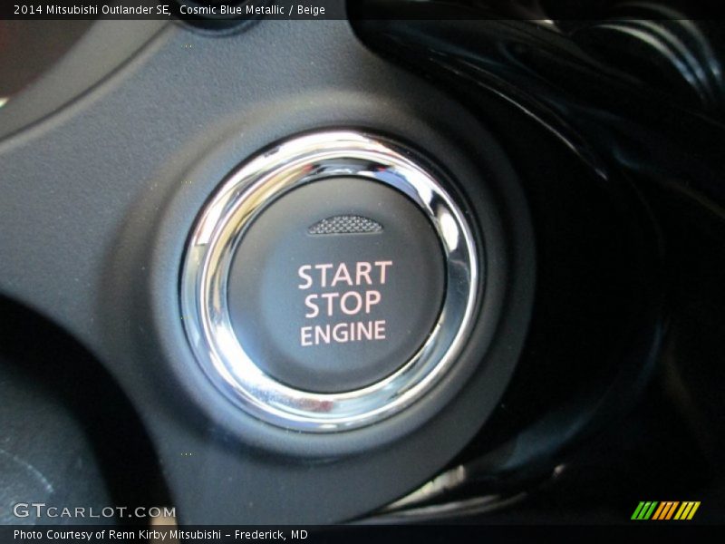 Cosmic Blue Metallic / Beige 2014 Mitsubishi Outlander SE