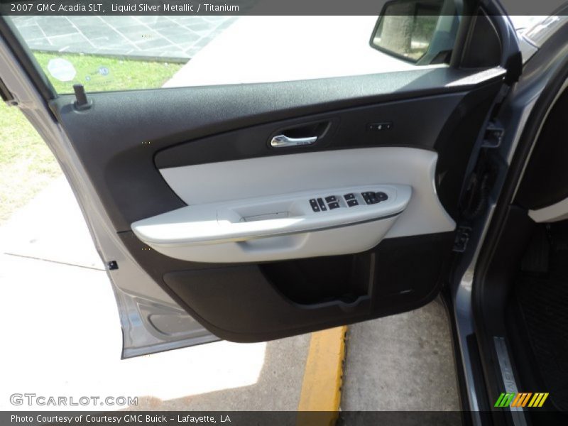 Liquid Silver Metallic / Titanium 2007 GMC Acadia SLT