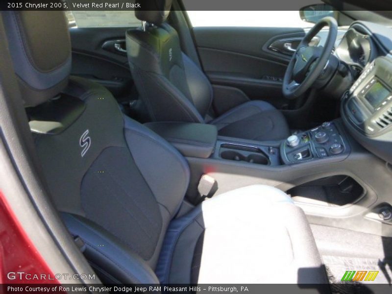 Velvet Red Pearl / Black 2015 Chrysler 200 S