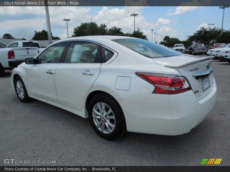 Pearl White / Beige 2014 Nissan Altima 2.5