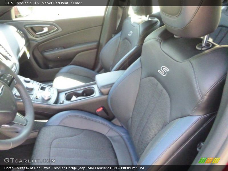 Velvet Red Pearl / Black 2015 Chrysler 200 S