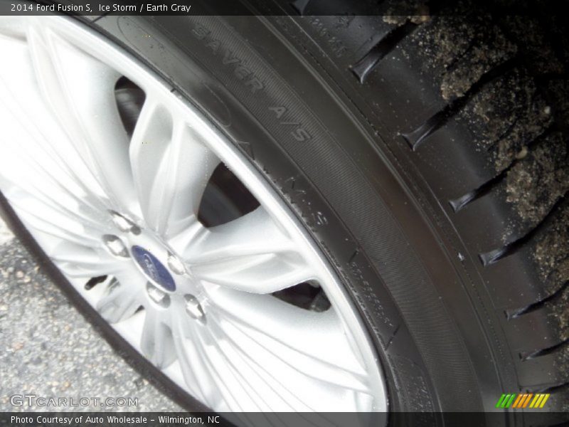 Ice Storm / Earth Gray 2014 Ford Fusion S