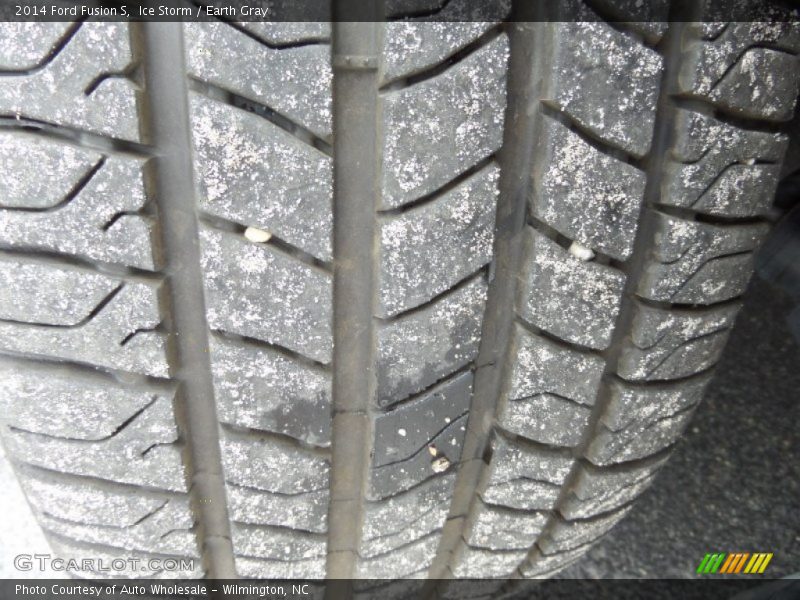 Ice Storm / Earth Gray 2014 Ford Fusion S