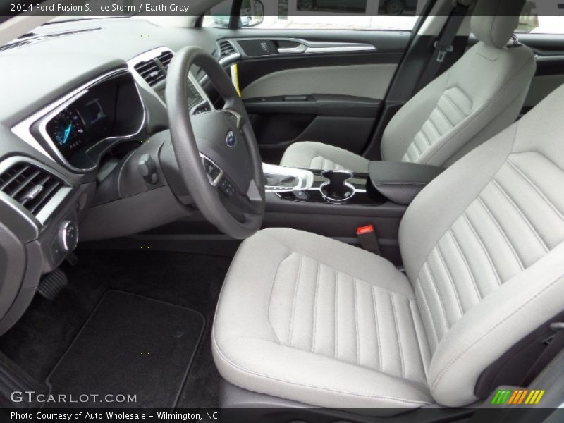  2014 Fusion S Earth Gray Interior