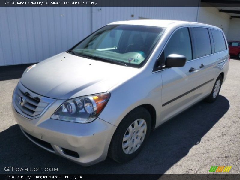 Silver Pearl Metallic / Gray 2009 Honda Odyssey LX
